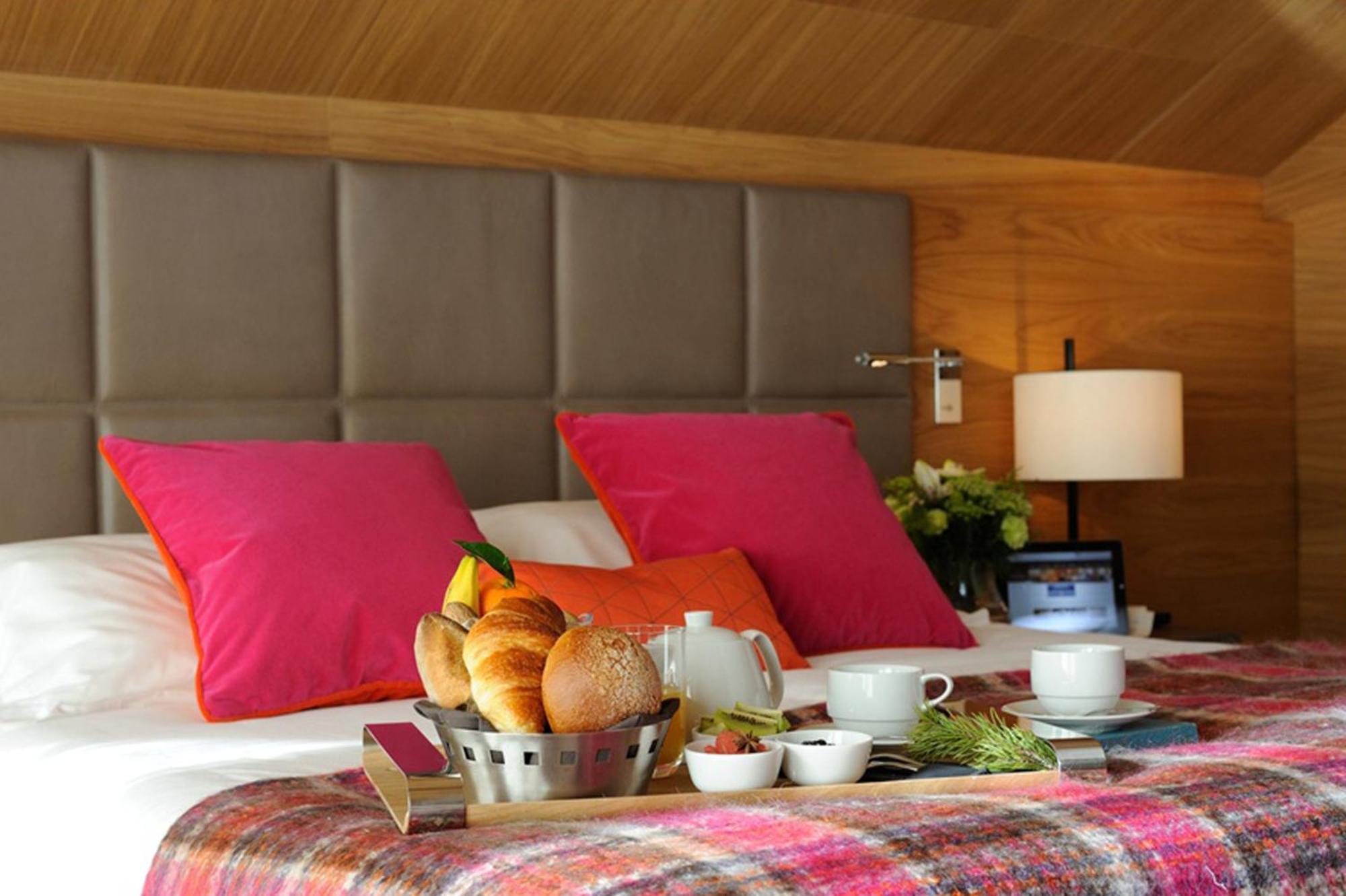 Hotel Le Savoy Μεριμπέλ Δωμάτιο φωτογραφία
