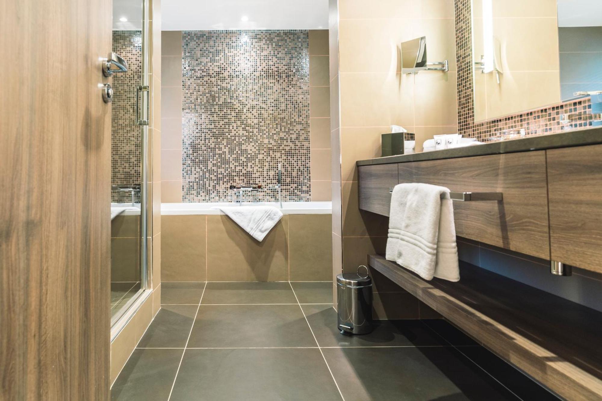 Hotel Le Savoy Μεριμπέλ Δωμάτιο φωτογραφία